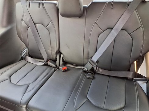 New 2025 Chrysler Voyager LX image 7
