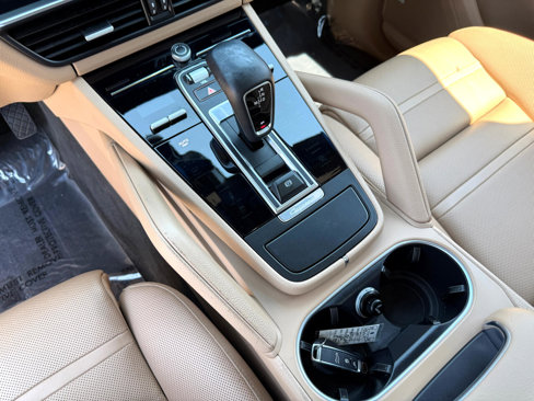Used 2019 Porsche Cayenne image 23