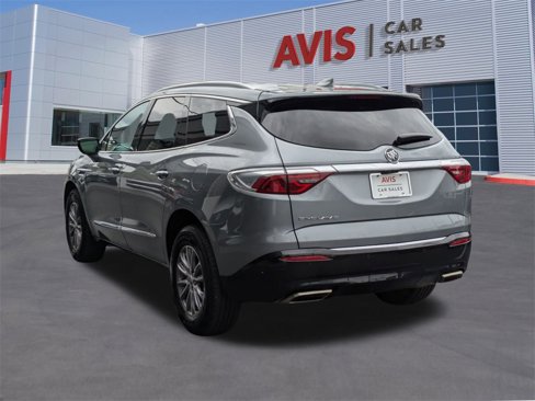 Used 2024 Buick Enclave Premium image 9