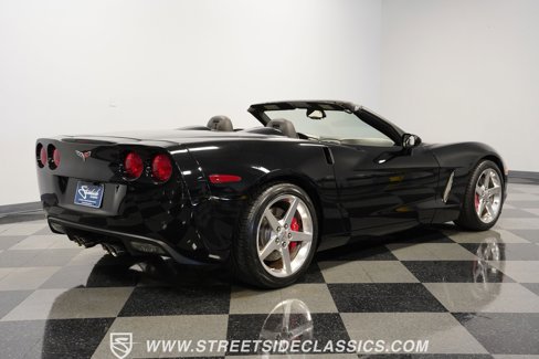 Used 2006 Chevrolet Corvette Convertible w/ Preferred Equipment Group image 12