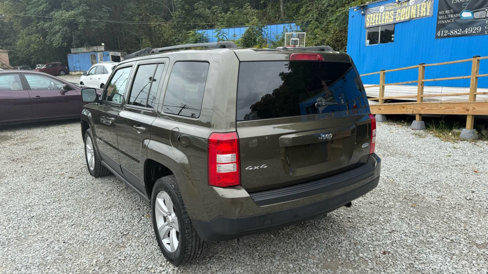 Used 2016 Jeep Patriot Latitude image 11