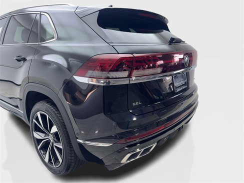 Used 2025 Volkswagen Atlas Cross Sport SEL Premium R-Line image 19