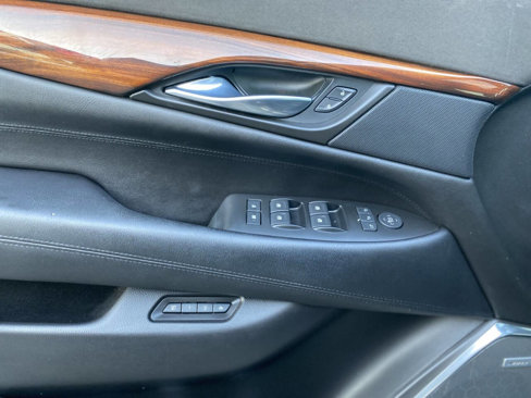 Used 2015 Cadillac Escalade ESV Luxury image 23