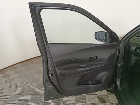 New 2025 Nissan Kicks Play S image 26