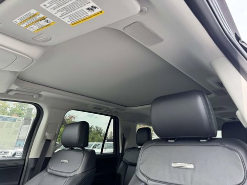New 2025 Ford Expedition Max Platinum image 11