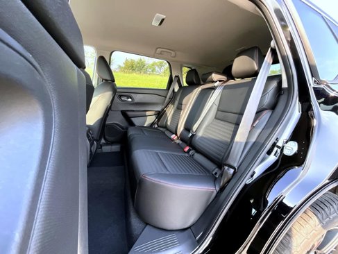 New 2026 Nissan Rogue SV image 12
