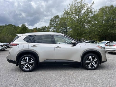 Used 2024 Nissan Rogue SL w/ SL Premium Package image 8
