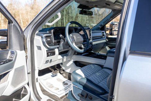 Used 2024 Ford F450 Limited w/ FX4 Off-Road Package image 33