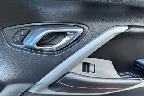 Used 2018 Chevrolet Camaro SS image 20