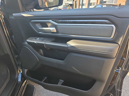 Used 2023 RAM 1500 Big Horn image 28