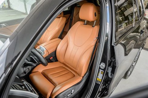 Used 2022 BMW X5 xDrive40i w/ M Sport Package image 38
