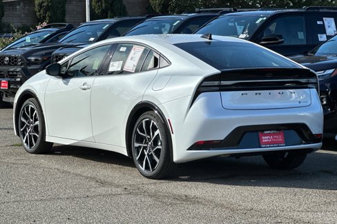 New 2026 Toyota Prius Plug-In Hybrid image 10