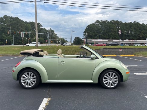 Used 2008 Volkswagen Beetle SE image 5