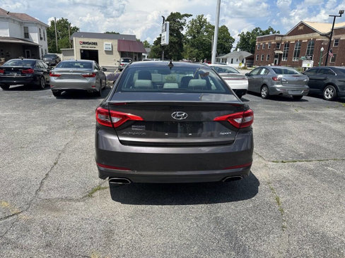 Used 2016 Hyundai Sonata Sport w/ Option Group 1V image 4
