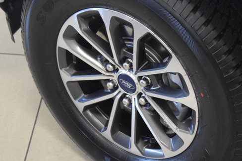 Used 2019 Ford F150 XLT w/ Equipment Group 302A Luxury image 10