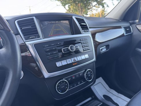 Used 2013 Mercedes-Benz ML 350 4MATIC image 35