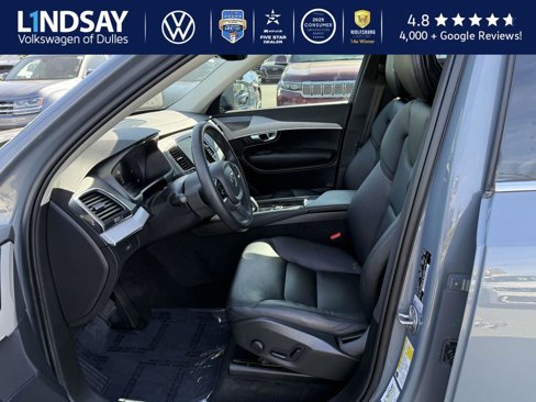 Used 2023 Volvo XC90 B5 Core w/ Protection Package Premier image 8