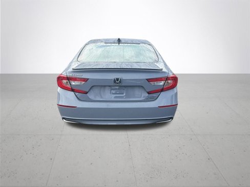 Used 2022 Honda Accord Sport image 6
