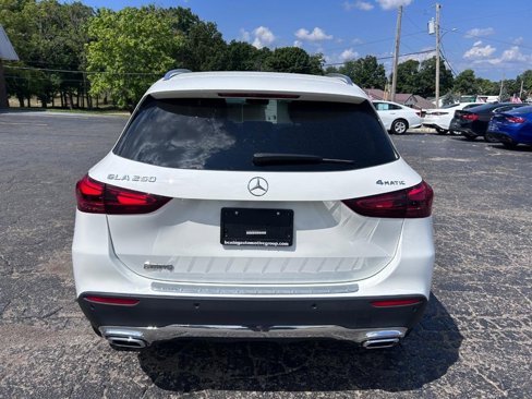 Used 2024 Mercedes-Benz GLA 250 4MATIC image 4