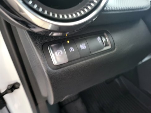 New 2026 Chevrolet Equinox LT w/ Convenience Package II image 28