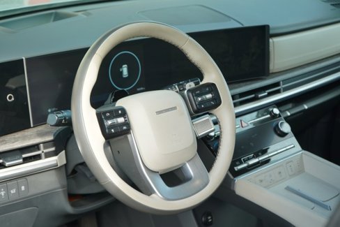 Used 2024 Hyundai Santa Fe Calligraphy image 25