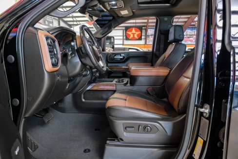 Used 2022 Chevrolet Silverado 3500 High Country w/ Safety Package II image 6