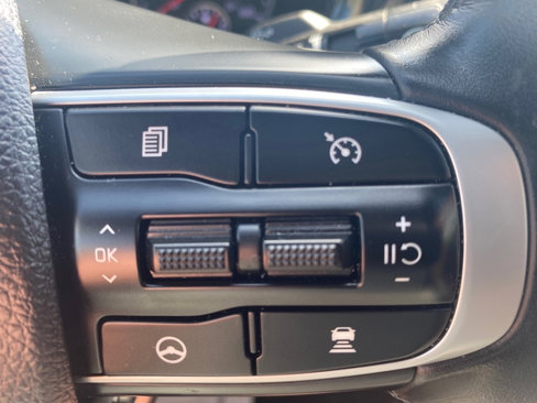 Used 2023 Kia K5 GT-Line image 28