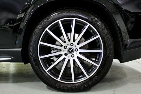 Used 2023 Mercedes-Benz GLS 580 4MATIC image 43