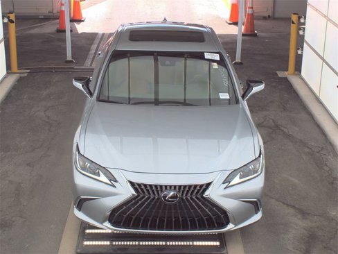 Used 2024 Lexus ES 350 w/ Premium Package image 2