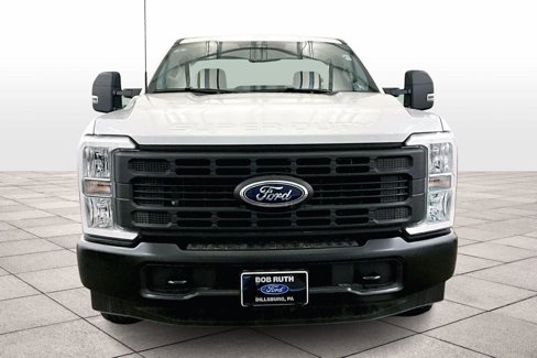 New 2026 Ford F250 XL w/ F-250 >10K GVWR Package image 3