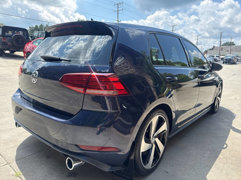 Used 2018 Volkswagen Golf 4-Door image 5