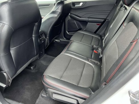 Used 2023 Ford Escape ST-Line image 13