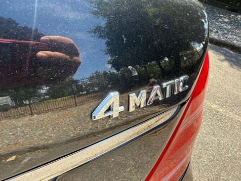 Used 2011 Mercedes-Benz S 550 4MATIC image 9