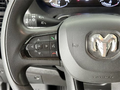 Used 2025 RAM ProMaster 2500 w/ Convenience Group image 20