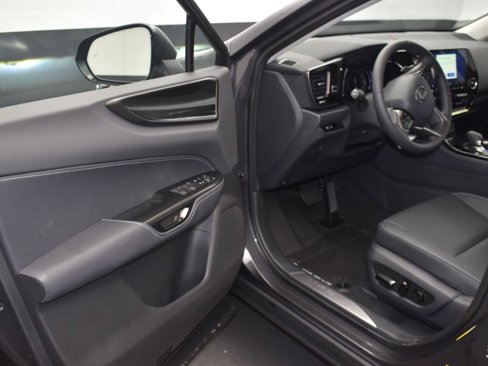 New 2026 Lexus NX 350 AWD image 11