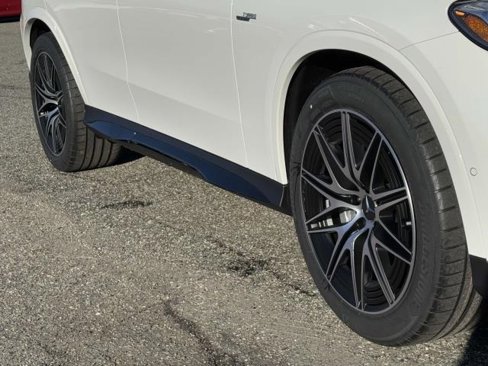 New 2025 Mercedes-Benz GLC 43 AMG 4MATIC image 11