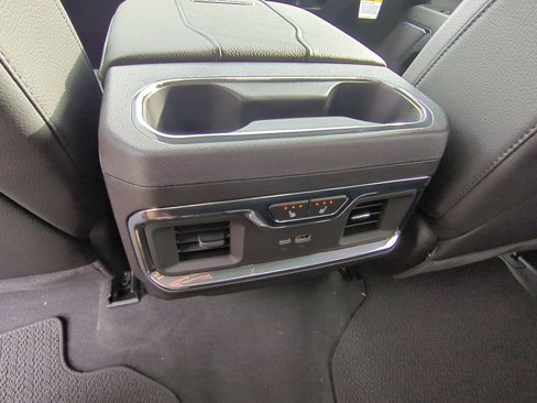 New 2025 GMC Sierra 2500 Denali w/ Denali Reserve Package image 22