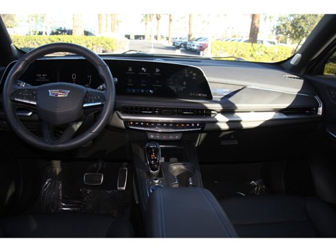 Used 2024 Cadillac XT4 Sport w/ Cold Weather Package image 10