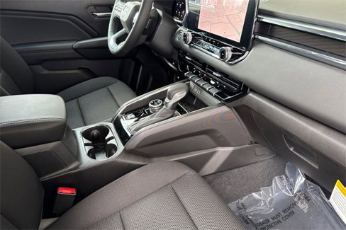 New 2025 GMC Canyon Elevation image 17