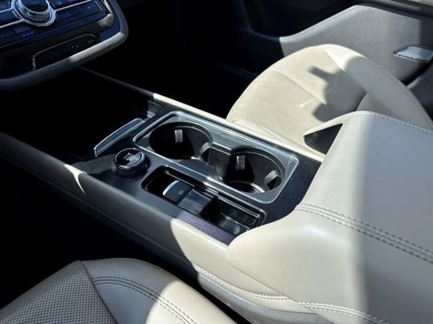 Certified 2022 Lincoln Corsair AWD w/ Premium Package image 33