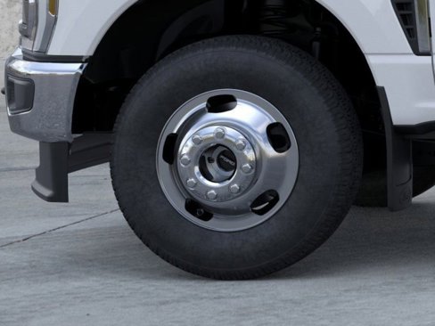 New 2026 Ford F350 XLT image 19