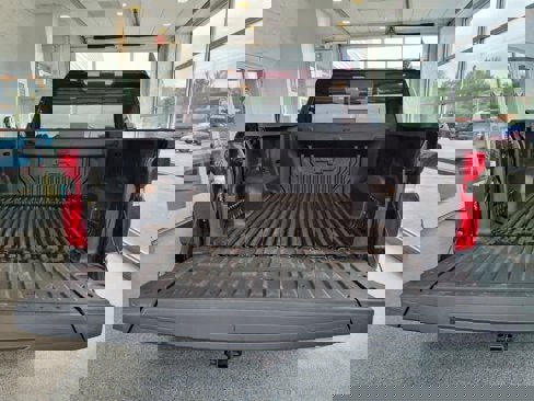 Certified 2022 Chevrolet Silverado 1500 LTZ w/ LTZ Convenience Package II image 6