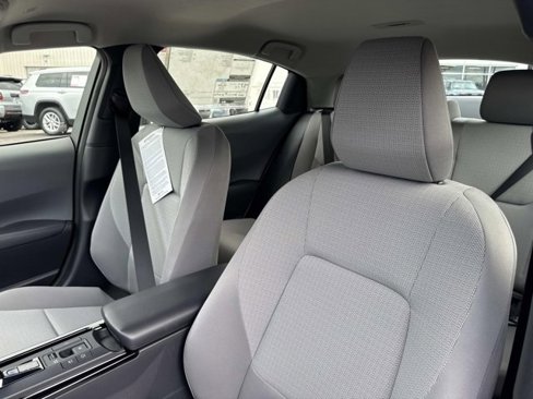 New 2026 Toyota Prius LE image 10