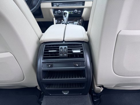 Used 2012 BMW 528i xDrive Sedan image 27