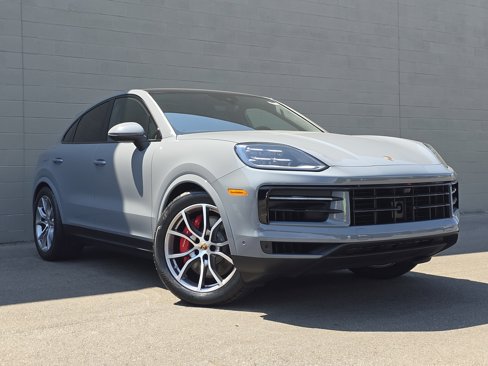 New 2025 Porsche Cayenne S image 7