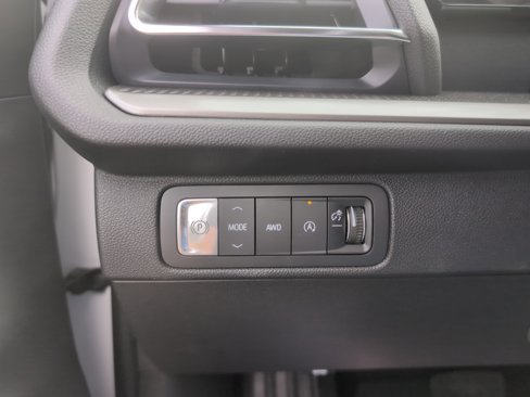 New 2026 Chevrolet Traverse LT w/ Sun and Wheel Package image 22