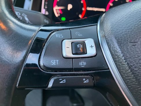 Used 2019 Volkswagen Jetta SEL image 22