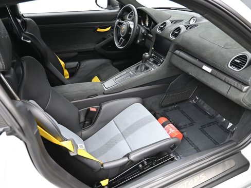 Certified 2024 Porsche 718 Cayman GT4 RS image 9
