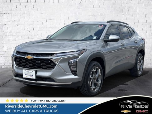 Used 2025 Chevrolet Trax LT w/ Driver Confidence Package image 1