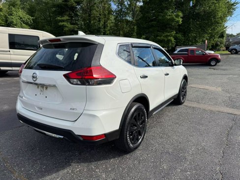 Used 2017 Nissan Rogue S image 7